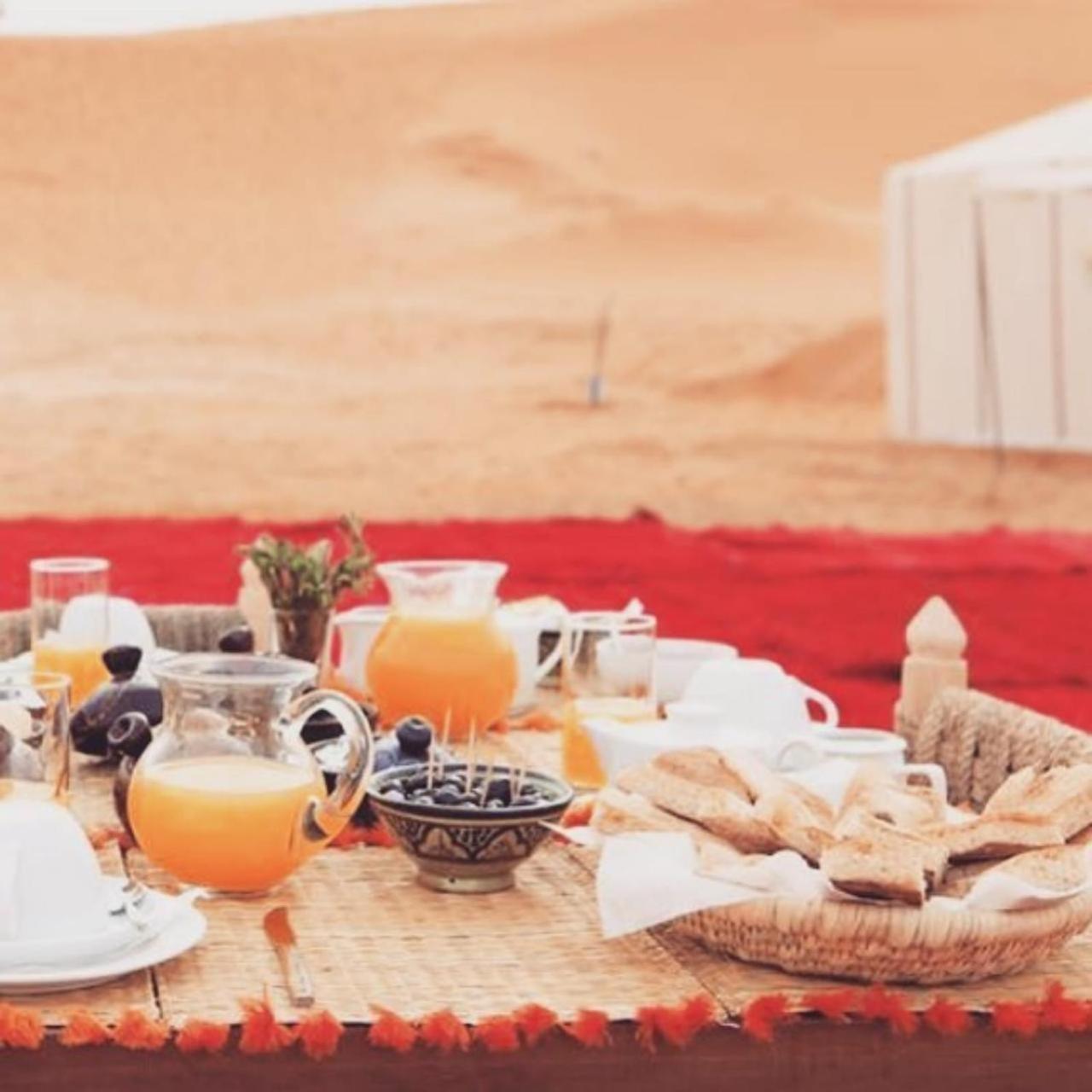 Desert Camp Camel & Sandboarding Merzouga Exterior photo